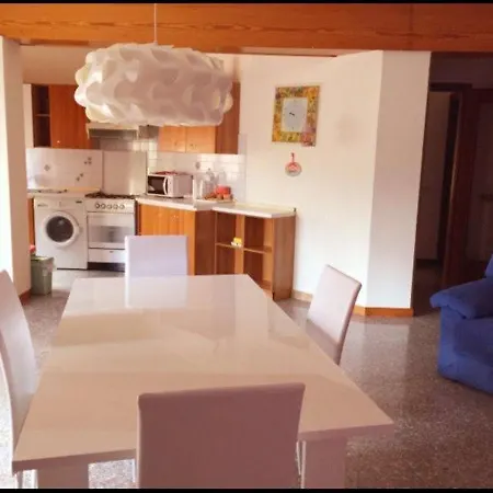 Apartmán Iris - A 200M Dall'Ospedale!